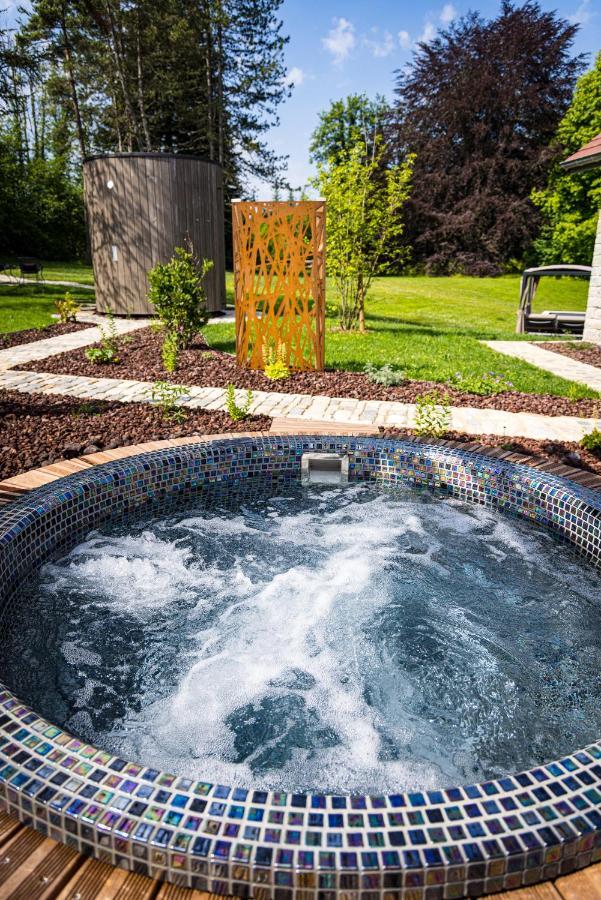 Maison Zugno Hotel & Spa Barretaine 外观 照片